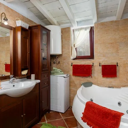 Amazing In Prázdninový dům Dobrinj