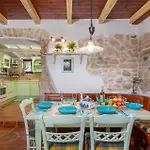 בית נופש Amazing In Dobrinj